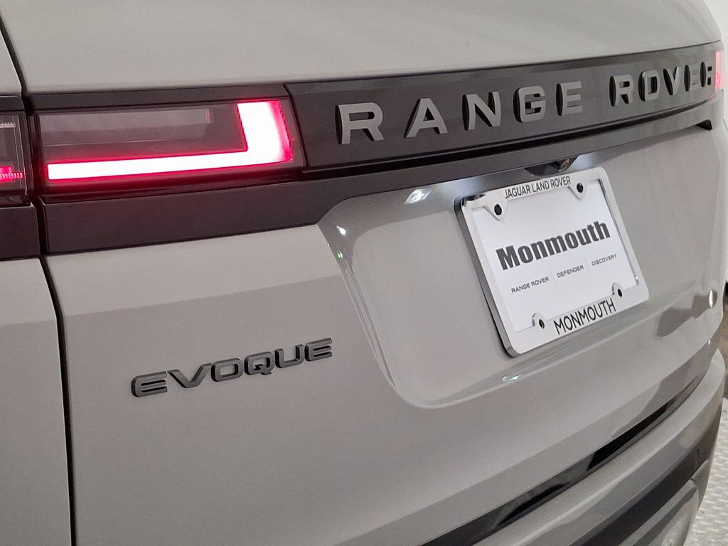 2026 Land Rover Range Rover Evoque S 15