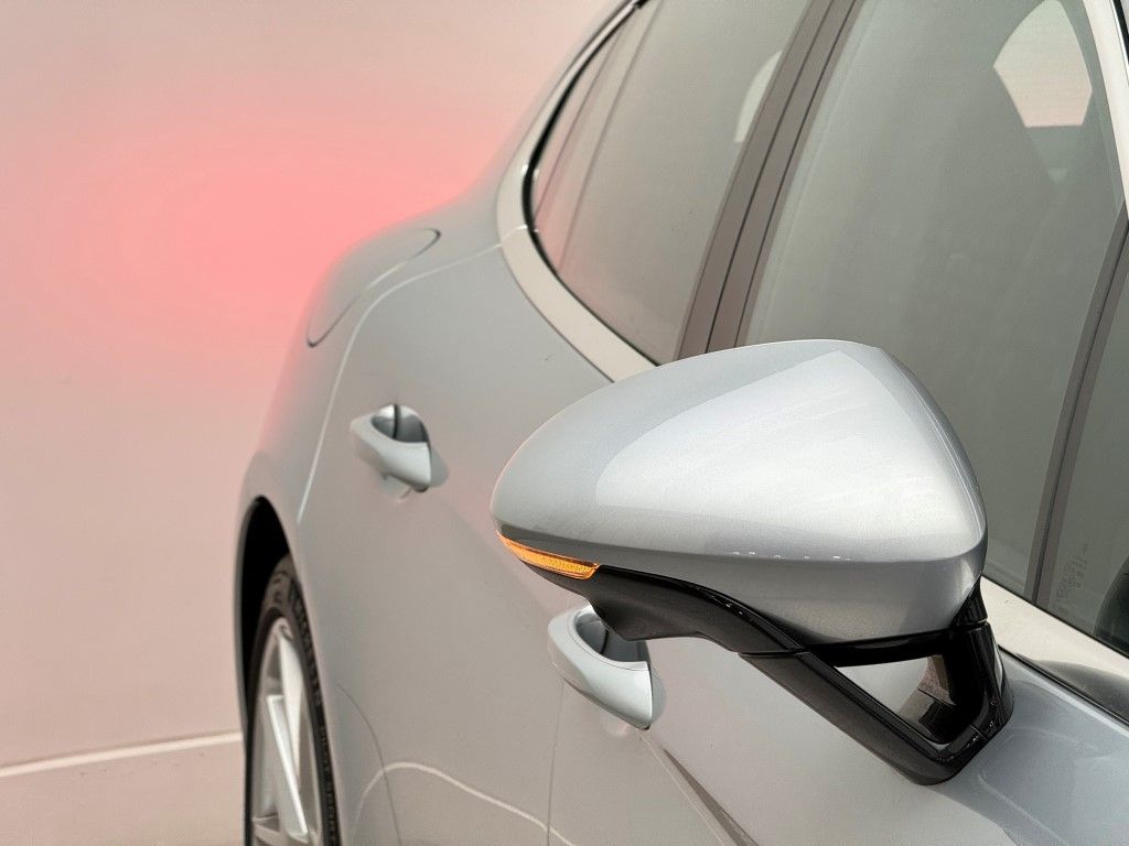 Thumbnail: 2025 Porsche Panamera - 3