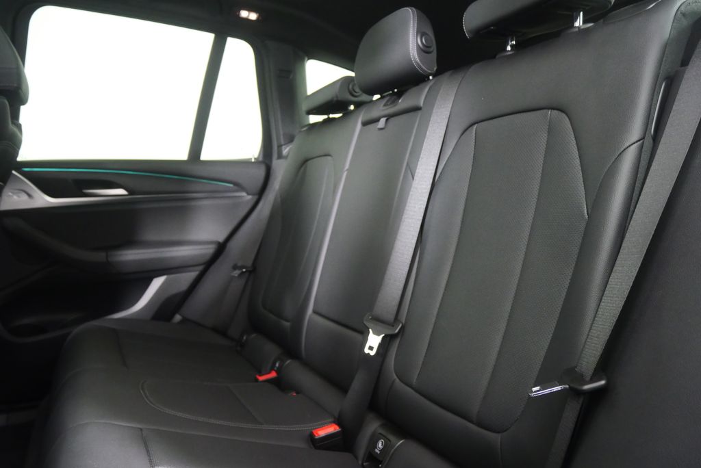 Thumbnail: 2023 BMW X3 - 14