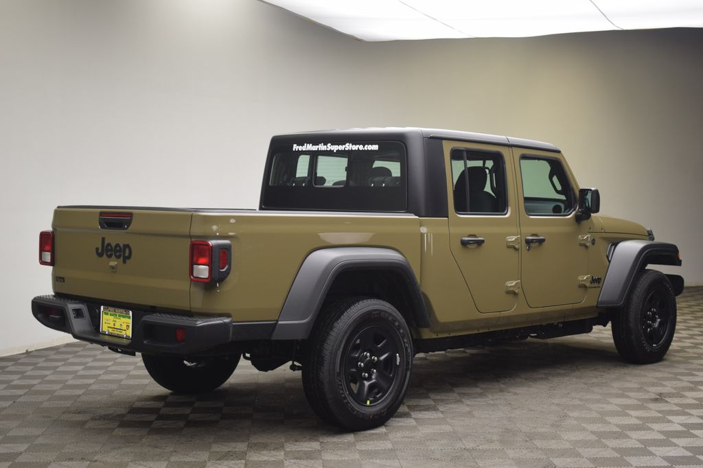 new 2026 Jeep Gladiator car, priced at $41,746