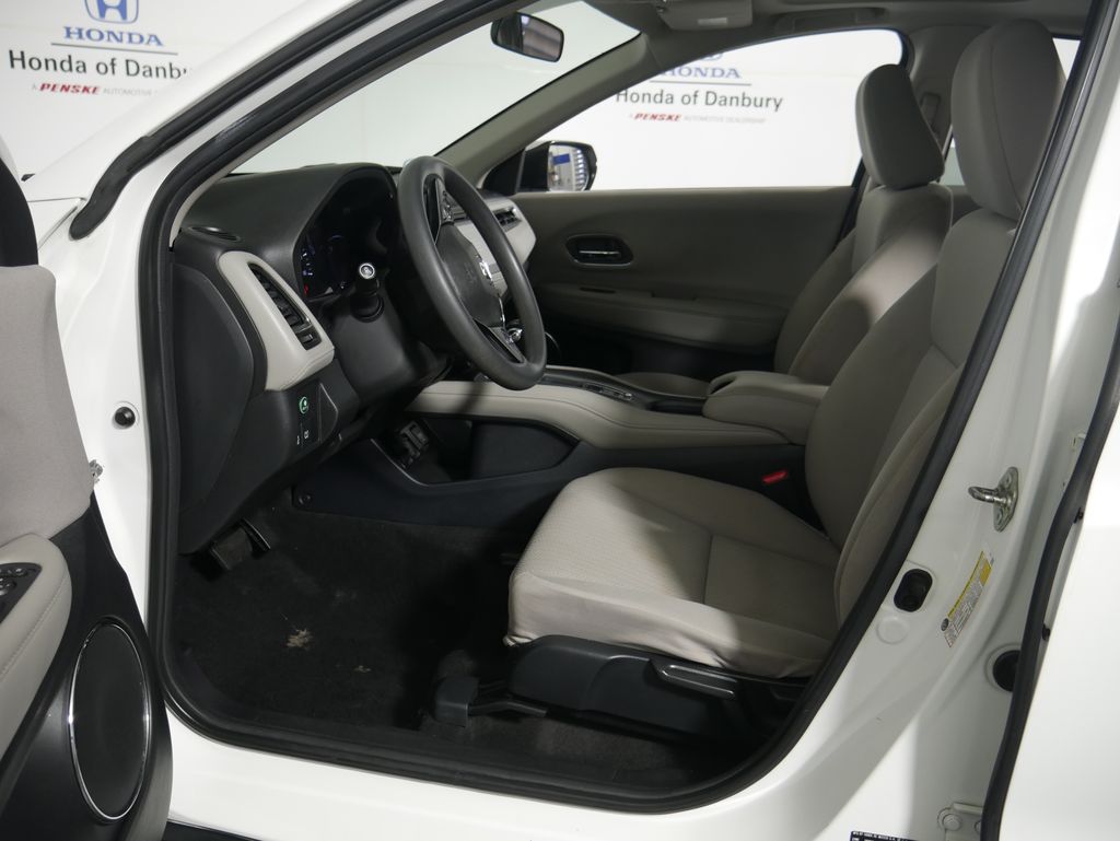 Thumbnail: 2017 Honda HR-V - 14