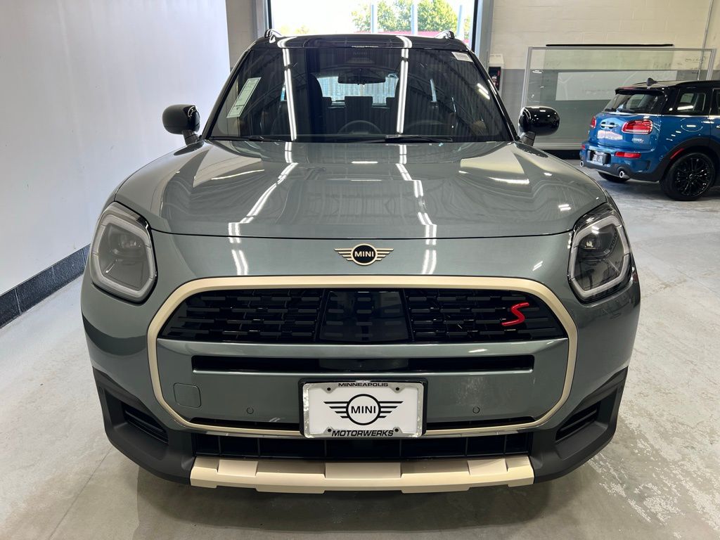 2025 MINI Cooper Countryman Base 3