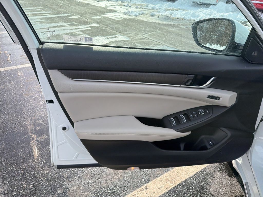 Thumbnail: 2021 Honda Accord - 19