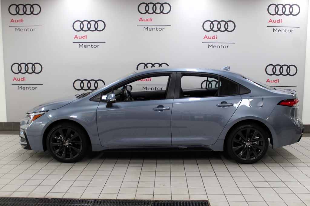 Thumbnail: 2023 Toyota Corolla - 3