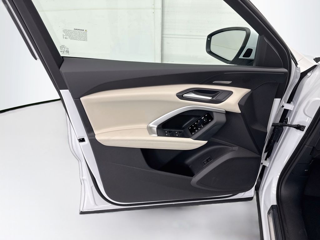Thumbnail: 2026 Audi Q5 - 23