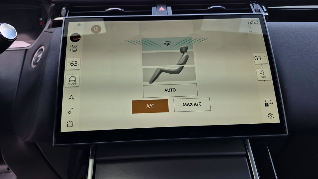 2025 Land Rover Range Rover Velar