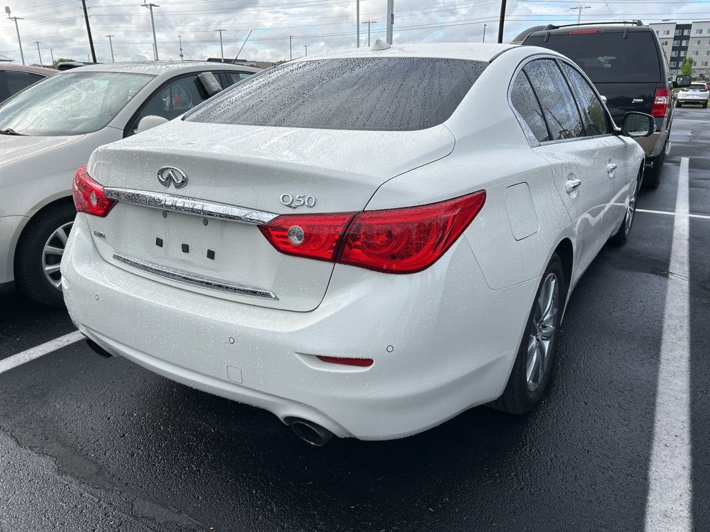 2016 INFINITI Q50 Premium 3
