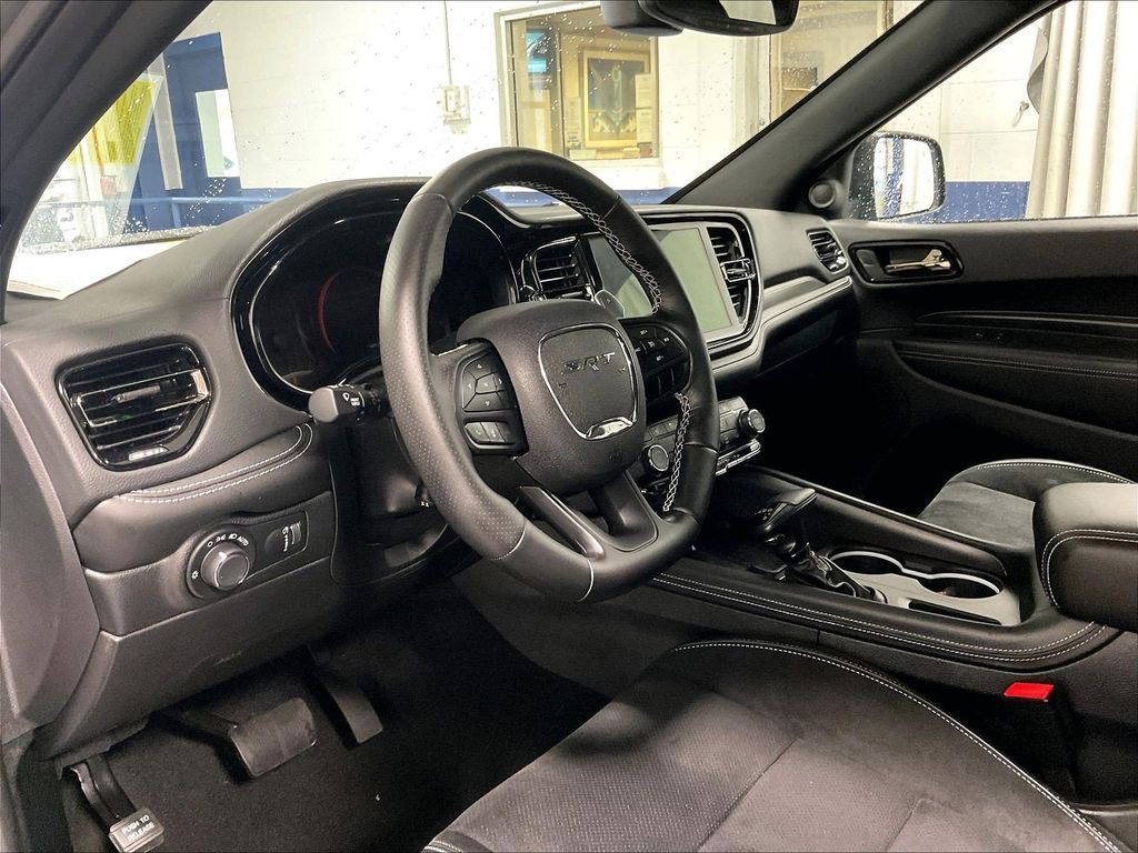 2025 Dodge Durango — photo 8