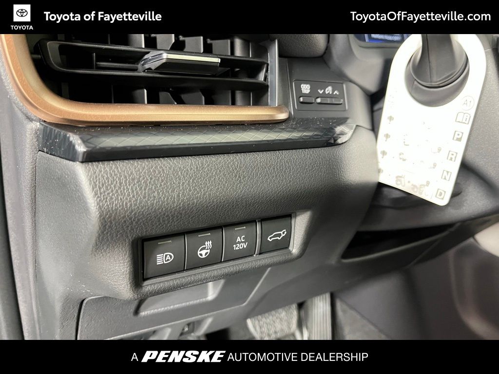 2025 Toyota Grand Highlander Platinum 31