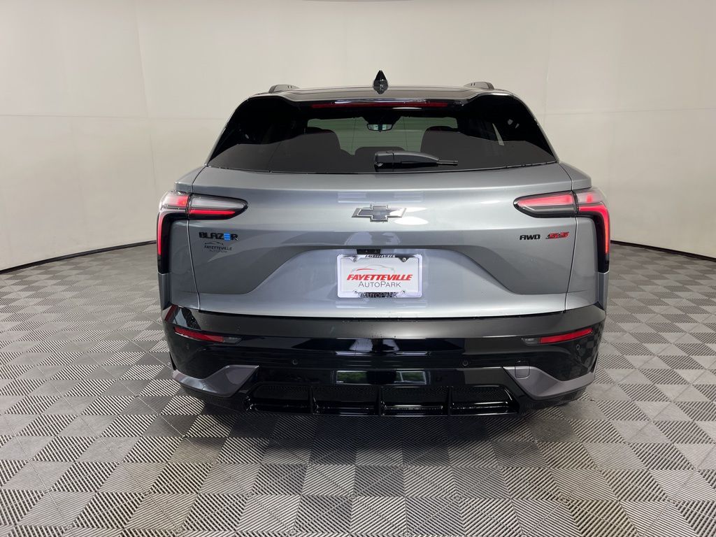 2025 Chevrolet Blazer EV SS 14