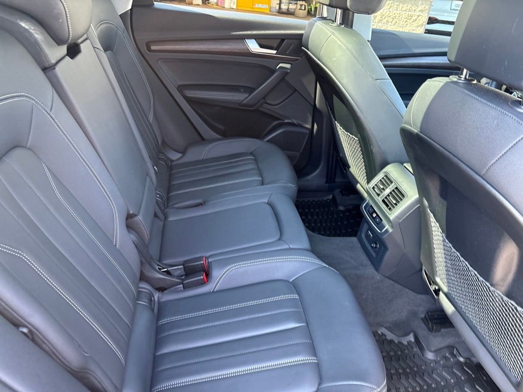 Thumbnail: 2023 Audi Q5 - 31