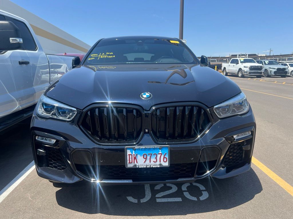 Used 2020 Black BMW M50i image 2