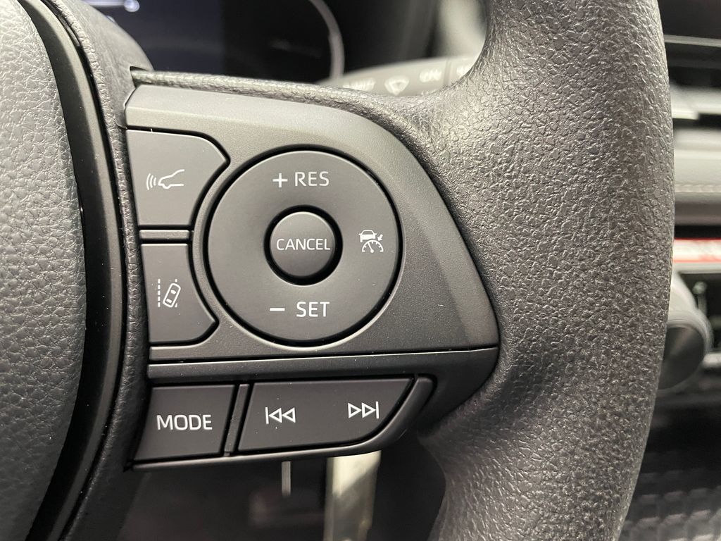 Thumbnail: 2025 Toyota RAV4 - 22