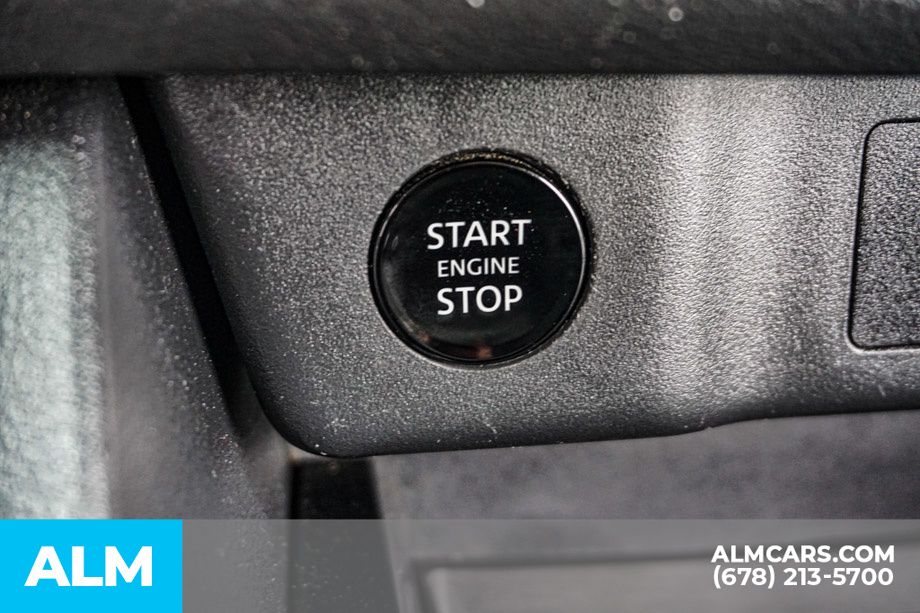 Used 2025 Gray Nissan SV image 43