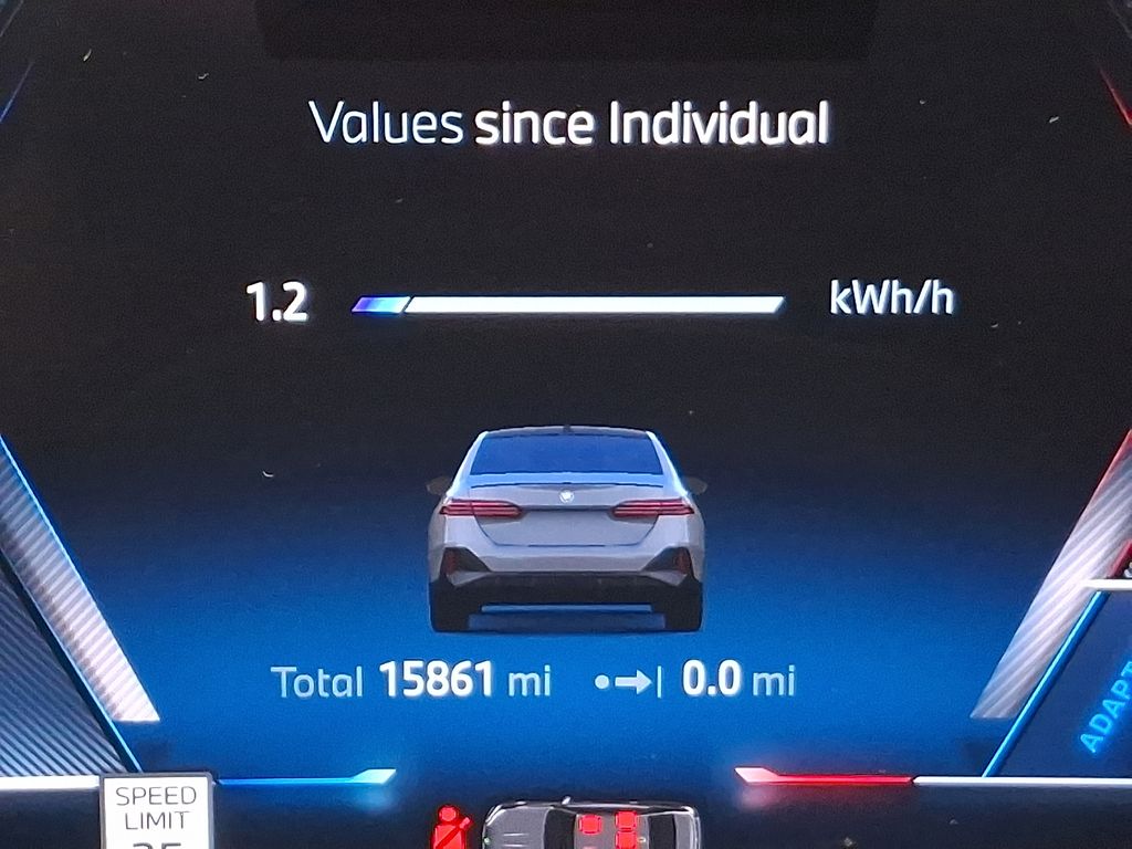 Thumbnail: 2024 BMW i5 - 21