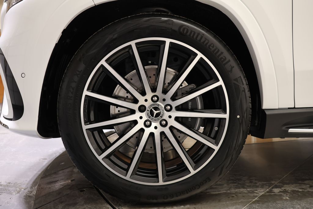 Thumbnail: 2026 Mercedes-Benz GLS - 11