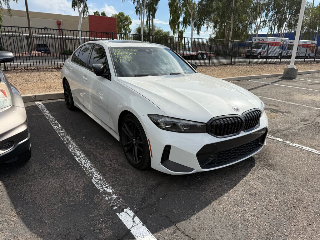 Thumbnail: 2023 BMW 3 Series - 3