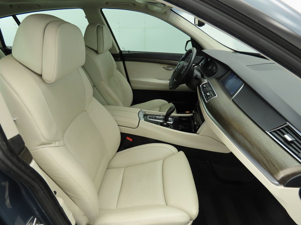2010 BMW 5 Series 535i 20