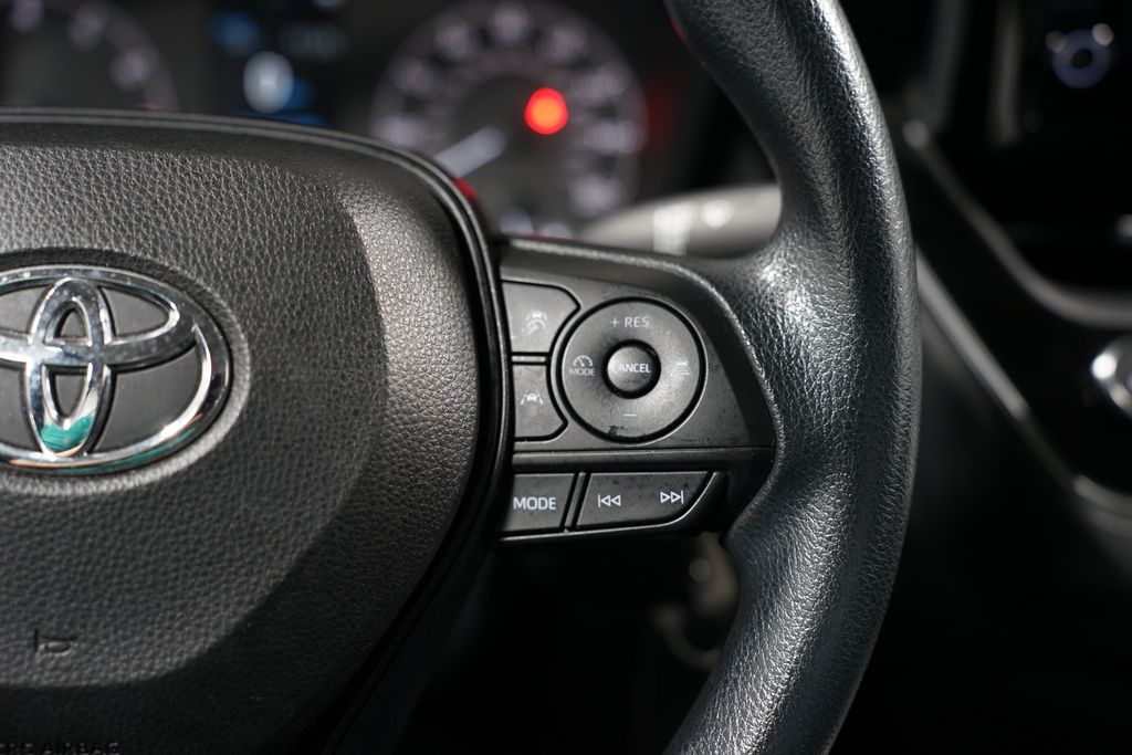 2023 Toyota Corolla LE 13