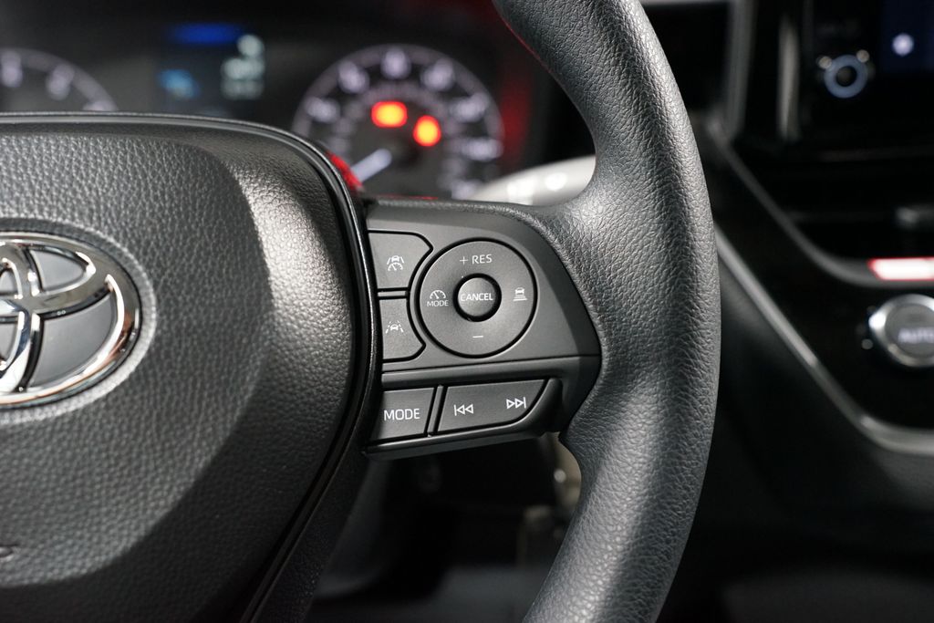 Thumbnail: 2025 Toyota Corolla - 13