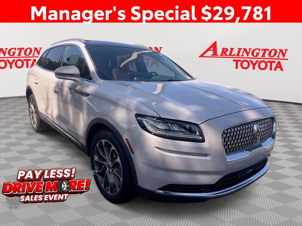 Ceramic Pearl Metallic Tinted Clearcoat 2022 Lincoln Nautilus SUV / Crossover All-Wheel Drive 8-Speed Automatic
