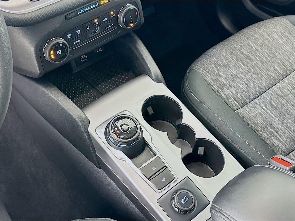 Thumbnail: 2023 Ford Bronco Sport - 16