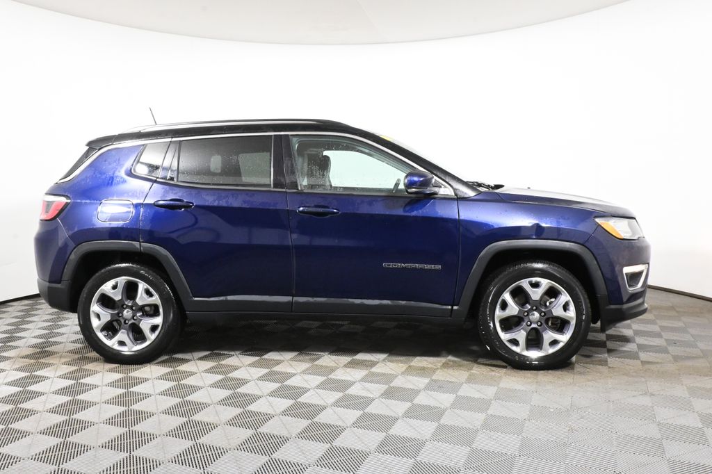 Thumbnail: 2020 Jeep Compass - 8
