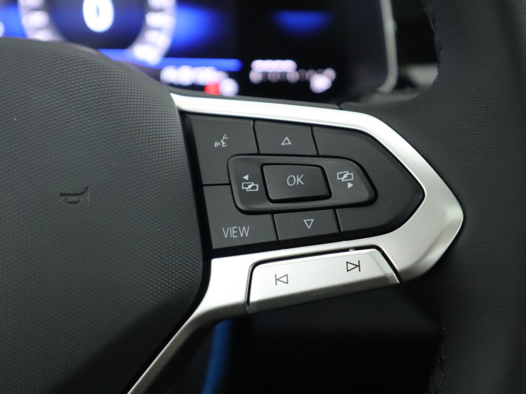 Thumbnail: 2026 Volkswagen Jetta - 12