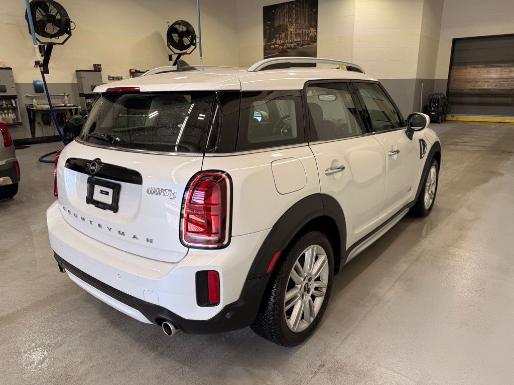 Thumbnail: 2024 MINI Cooper Countryman - 8