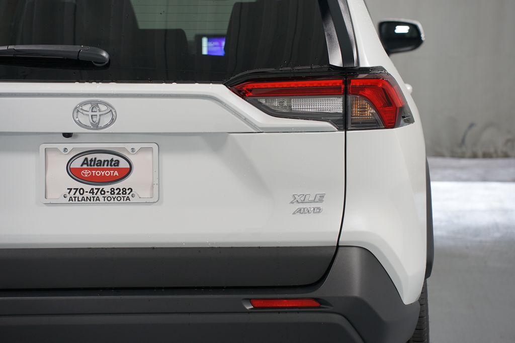 Thumbnail: 2025 Toyota RAV4 - 10