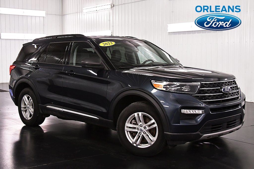 2023 Ford Explorer XLT AWD