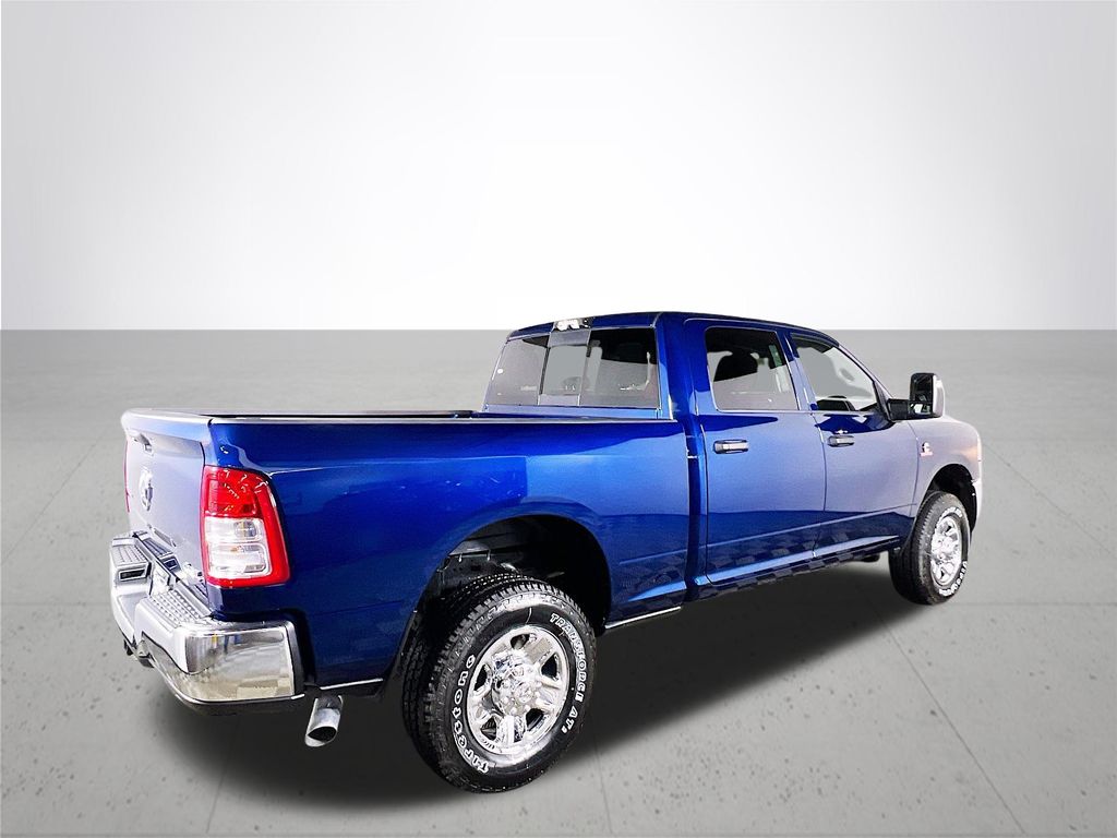 2500 Crew Cab Tradesman