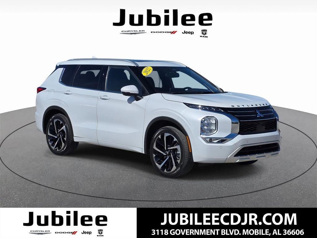 2022 Mitsubishi Outlander SEL FWD