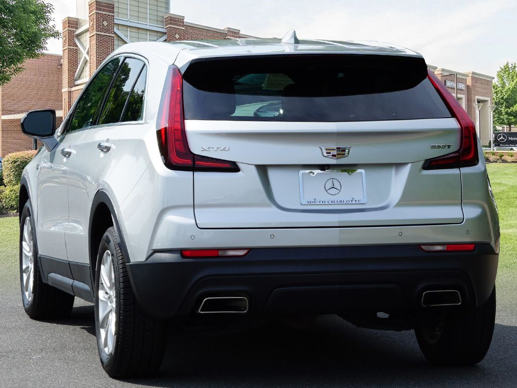 Thumbnail: 2022 Cadillac XT4 - 7