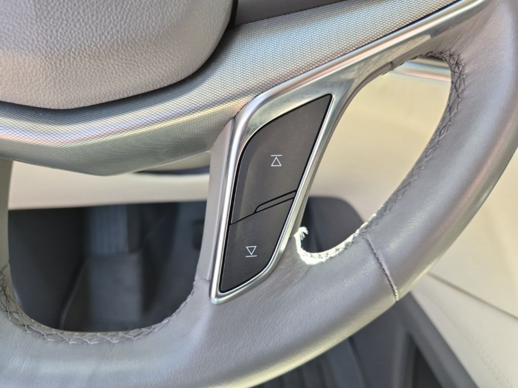 Used Car 2023 Cadillac Xt5  Premium Luxury For Sale Under $30,000 In Austin, Texas