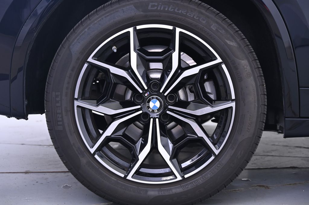 Thumbnail: 2024 BMW X3 - 13