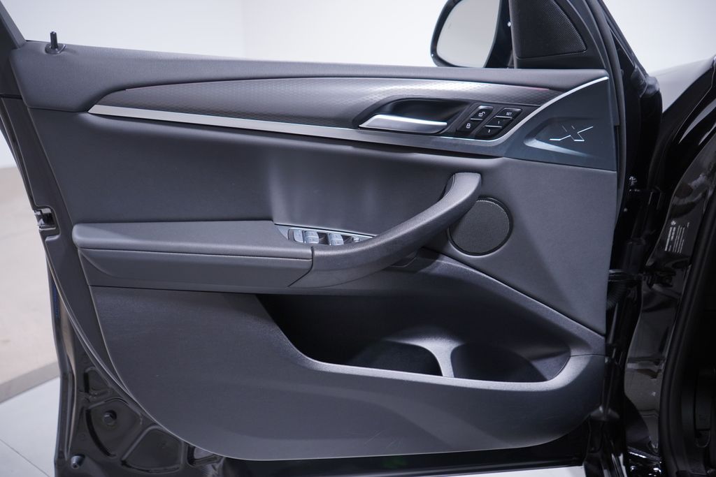 Thumbnail: 2024 BMW X3 - 16