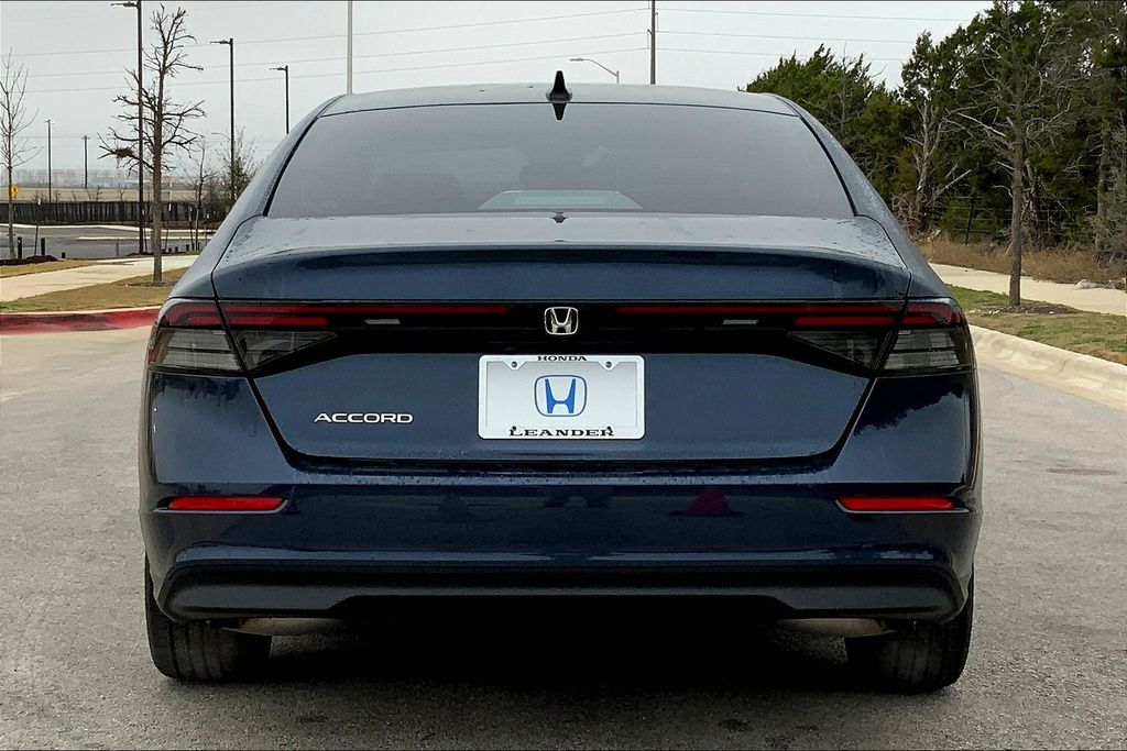 2025 Honda Accord SE 4