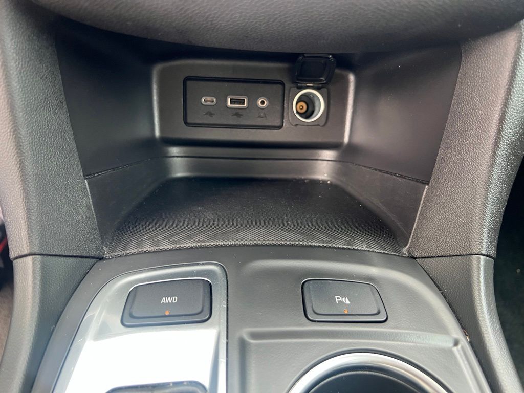 Used 2024 Chevrolet Equinox SUV