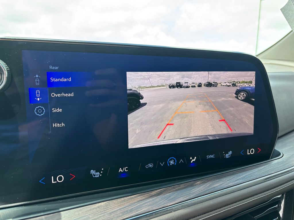 Used Car 2025 Chevrolet Suburban  Z71 For Sale Under $70,000 In Austin, Texas