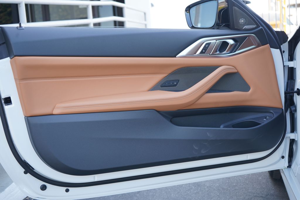 Thumbnail: 2026 BMW 4 Series - 10