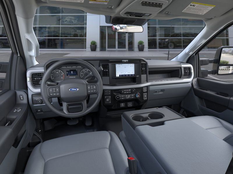 2025 Ford F-600 Chassis XL