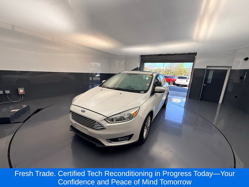 2018 Ford Focus Titanium Hatchback