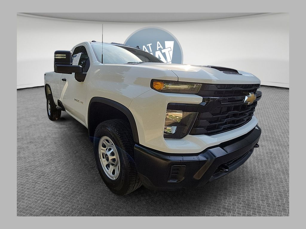 Summit White 2025 Chevrolet Silverado 3500HD Pickup Truck Four-Wheel Drive Automatic