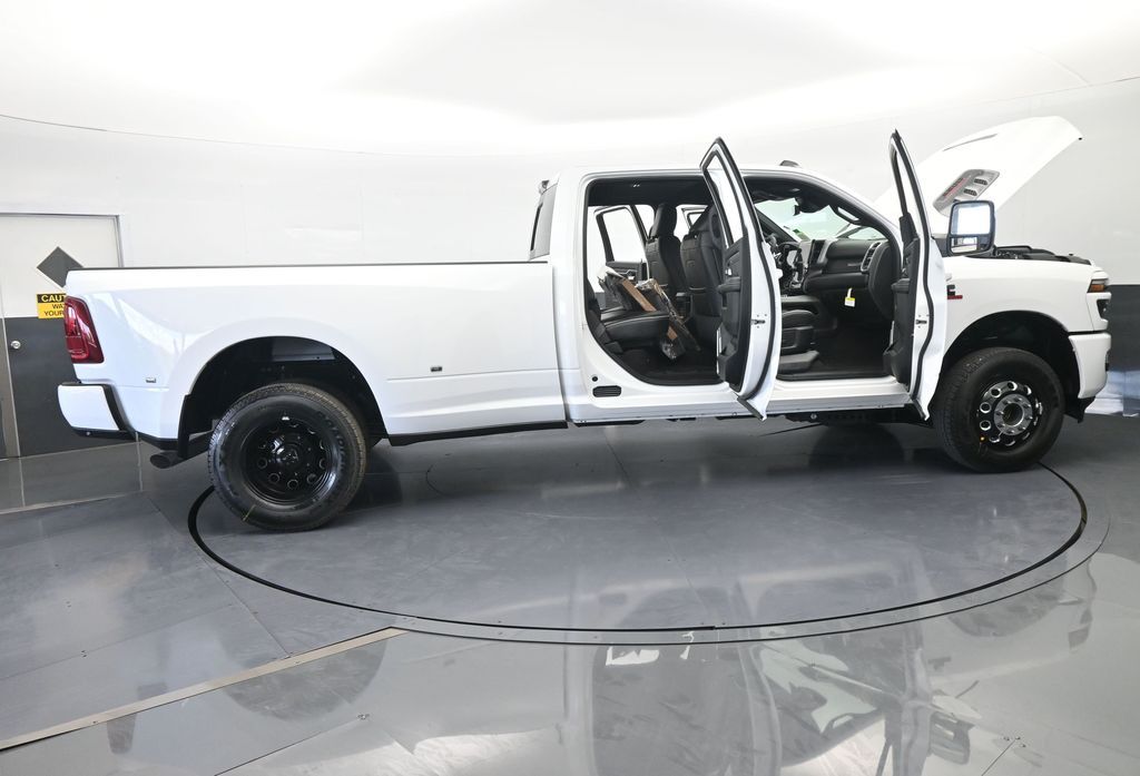New 2026 Bright White Clearcoat Ram Laramie image 78