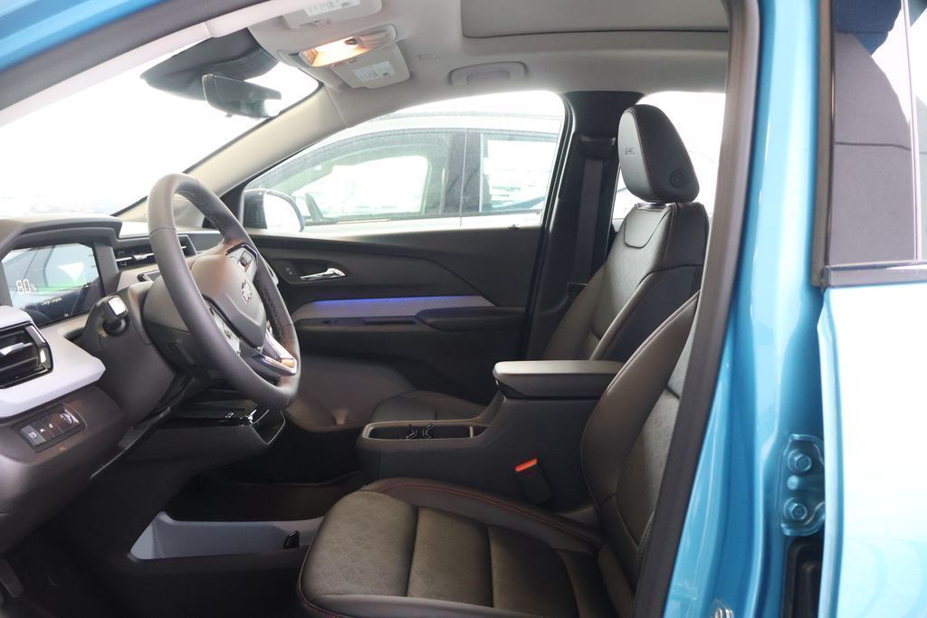 Thumbnail: 2027 Chevrolet Bolt EV - 11