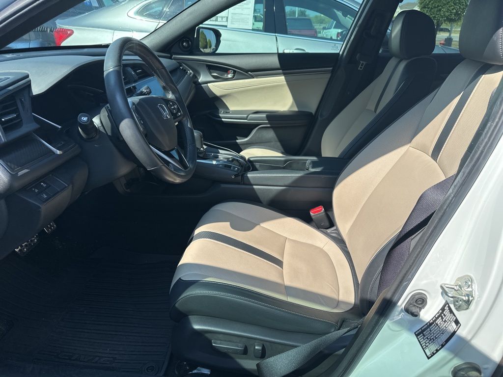 Thumbnail: 2019 Honda Civic - 10