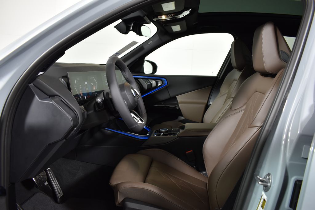 Thumbnail: 2026 BMW X3 - 3