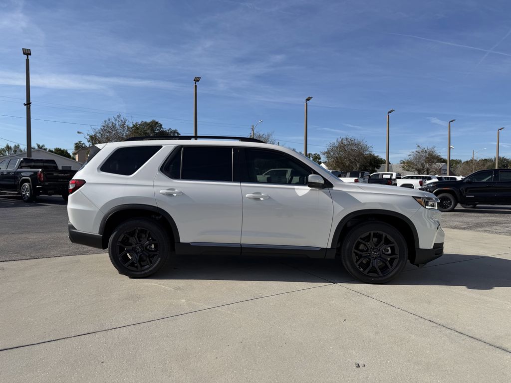 new 2025 Honda Pilot car, priced at $49,296