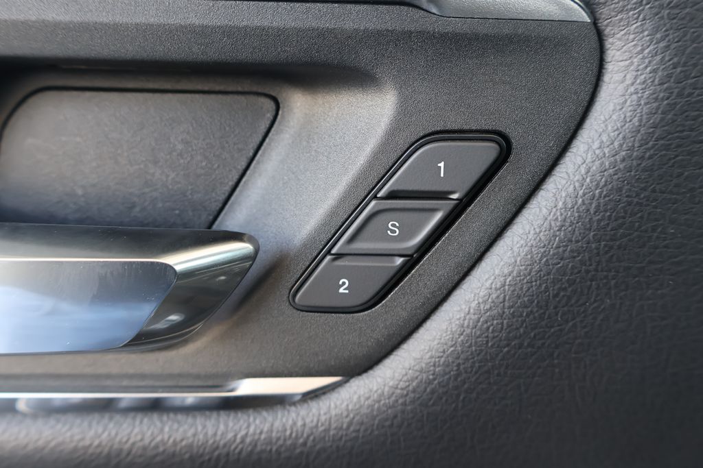 2024 RAM 1500 Laramie 29